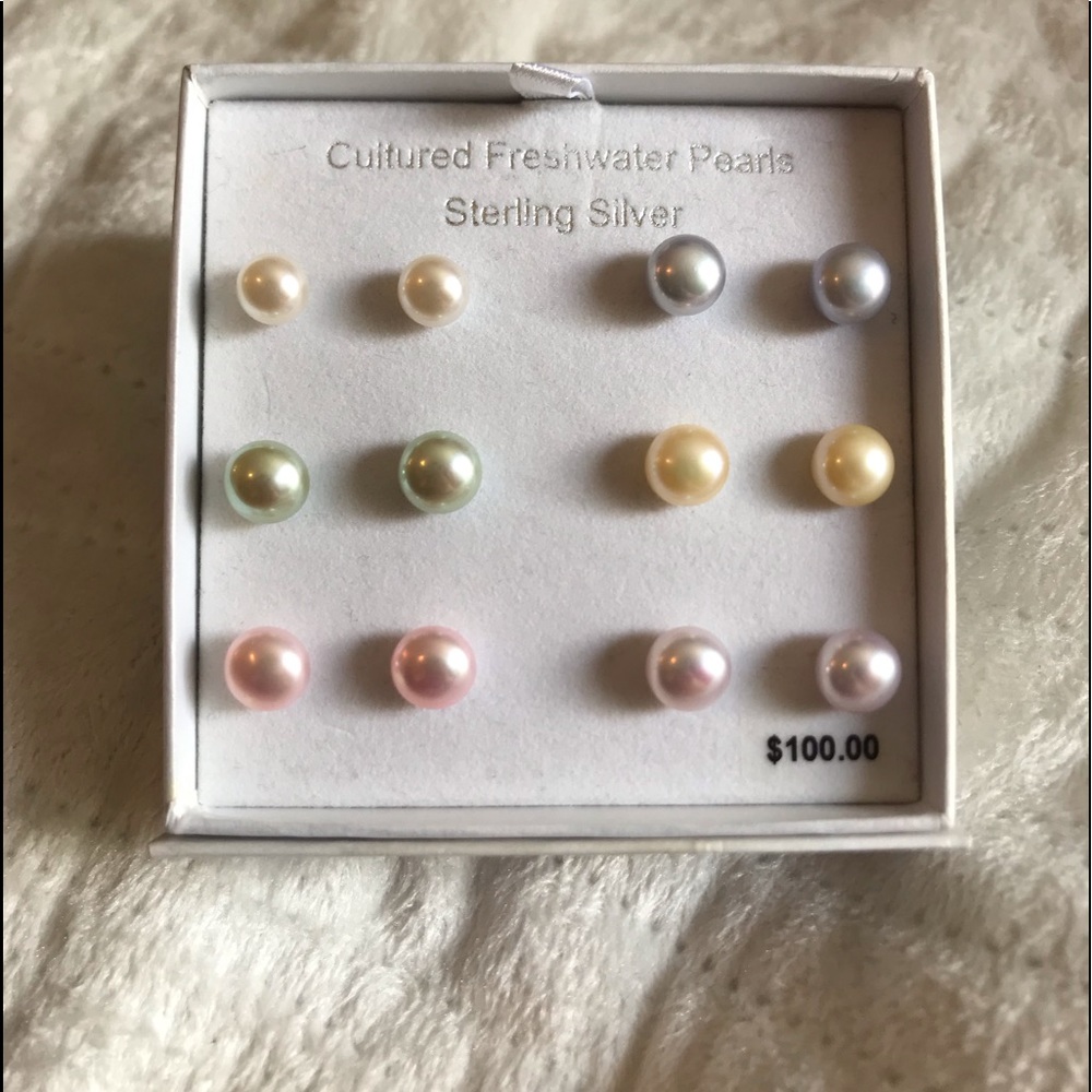 Freshwater pearls sterling silver
